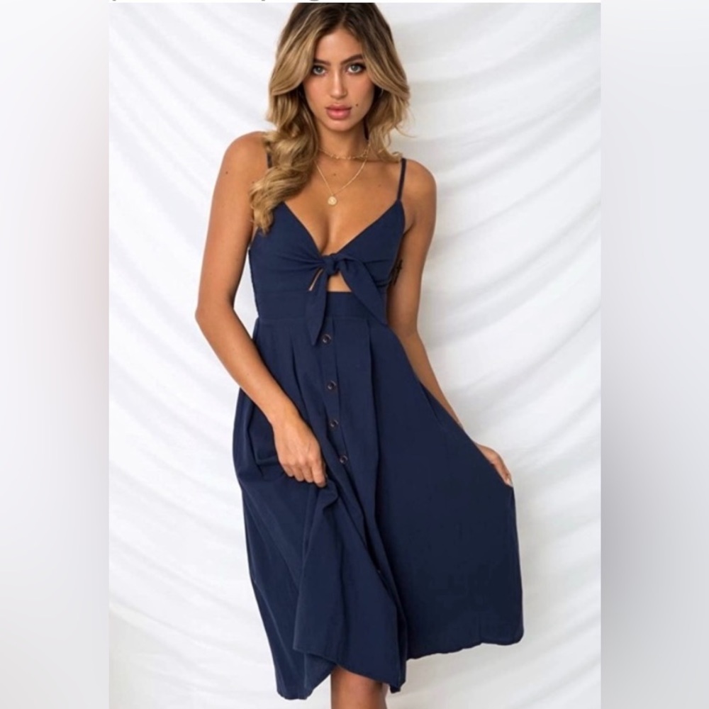 Ecowish tie front dress (Price is firm)